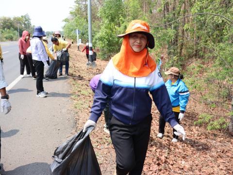 จัดกิจกรรม Big Cleaning Day