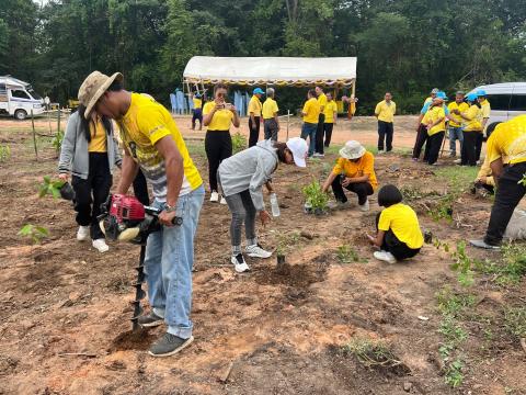 โครงการปลูกต้นไม้ เพิ่มพิ้นที่สีเขียว ลดโลกร้อน เฉลิมพระเกียรติพระบาทสมเด็จพระเจ้าอยู่หัว ฯ