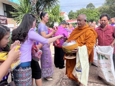 กิจกรรมทำบุญตักบาตรถวายพระราชกุศล วันเฉลิมพระชนมพรรษา 3 มิถุนายน 2568