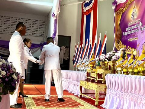 ถวายเครื่องราชสักการะและวางพานพุ่มและพิธีจุดเทียนถวายพระพรชัยมงคล วันเฉลิมพระชนมพรรษาสมเด็จพระนางเจ้าฯ พระบรมราชินี 3 มิถุนายน 2568