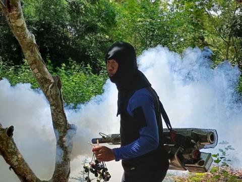 โครงการพ่นหมอกควันกำจัดยุงลายและป้องกันโรคไข้เลือดออก ประจำปีงบประมาณ 2568