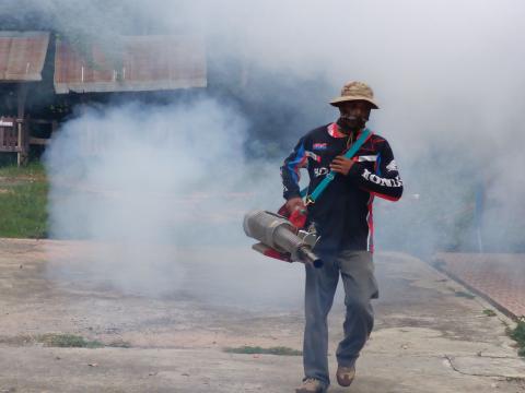 โครงการพ่นหมอกควันกำจัดยุงลายและป้องกันโรคไข้เลือดออก ประจำปีงบประมาณ 2568