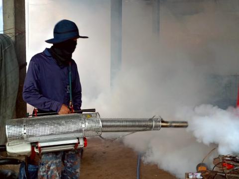 โครงการพ่นหมอกควันกำจัดยุงลายและป้องกันโรคไข้เลือดออก วันที่ 4 ประจำปีงบประมาณ 2568