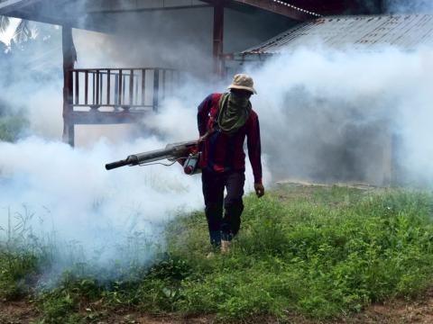 โครงการพ่นหมอกควันกำจัดยุงลายและป้องกันโรคไข้เลือดออก วันที่ 10 ประจำปีงบประมาณ 2568
